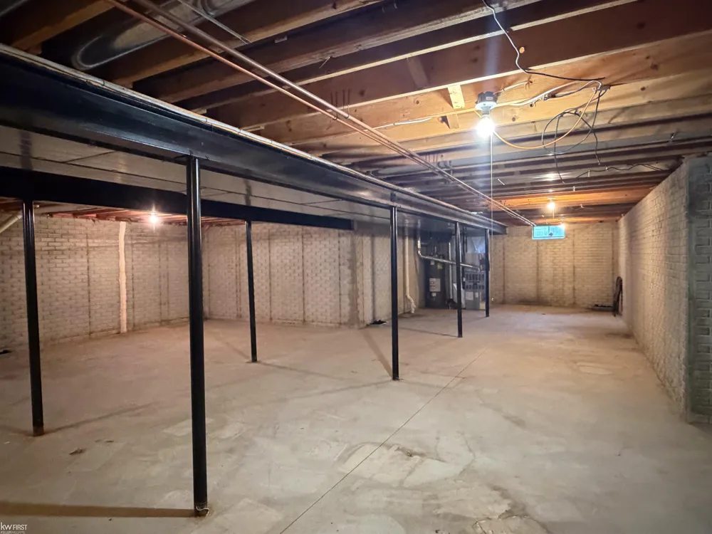 2295 Hidden Forest Drive Grand Blanc Charter Township, MI 48439