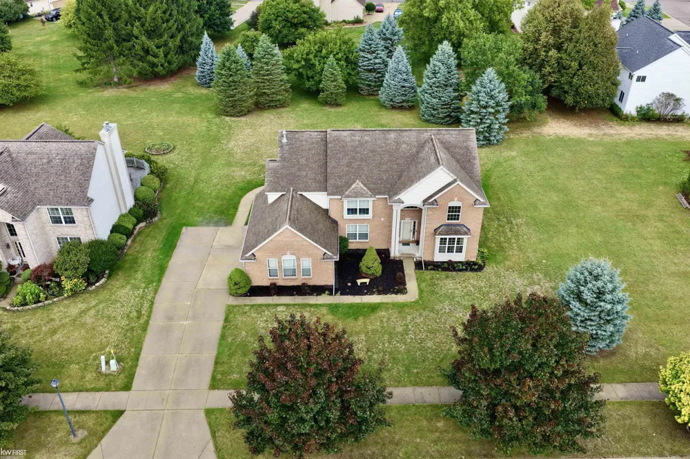 2295 Hidden Forest Drive Grand Blanc Charter Township, MI 48439