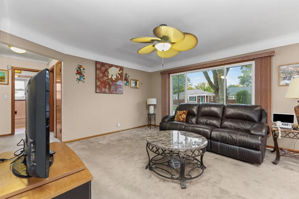 19708 California Street St Clair Shores City, MI 48080