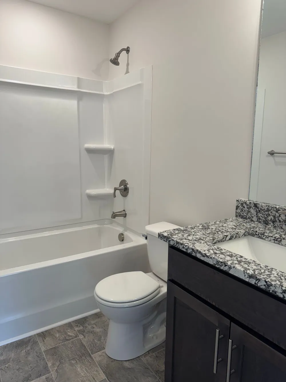 130 Quarry Point Dr Clarksville, TN 37043