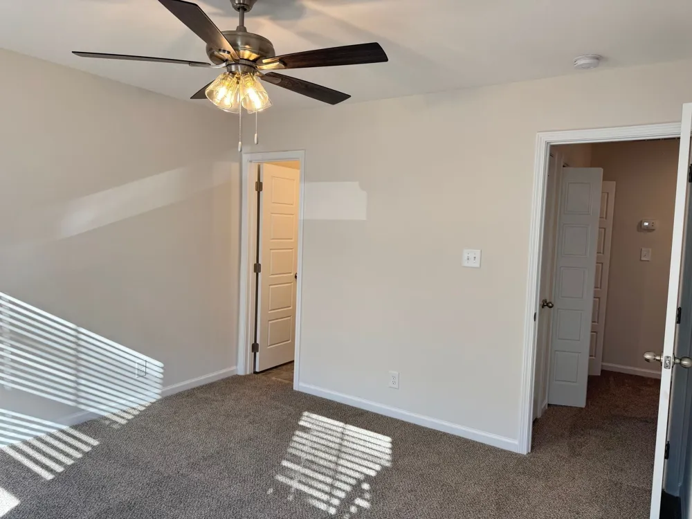 130 Quarry Point Dr Clarksville, TN 37043