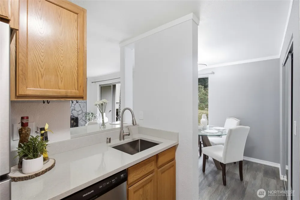 412 S 325th Place #S2 Federal Way, WA 98003