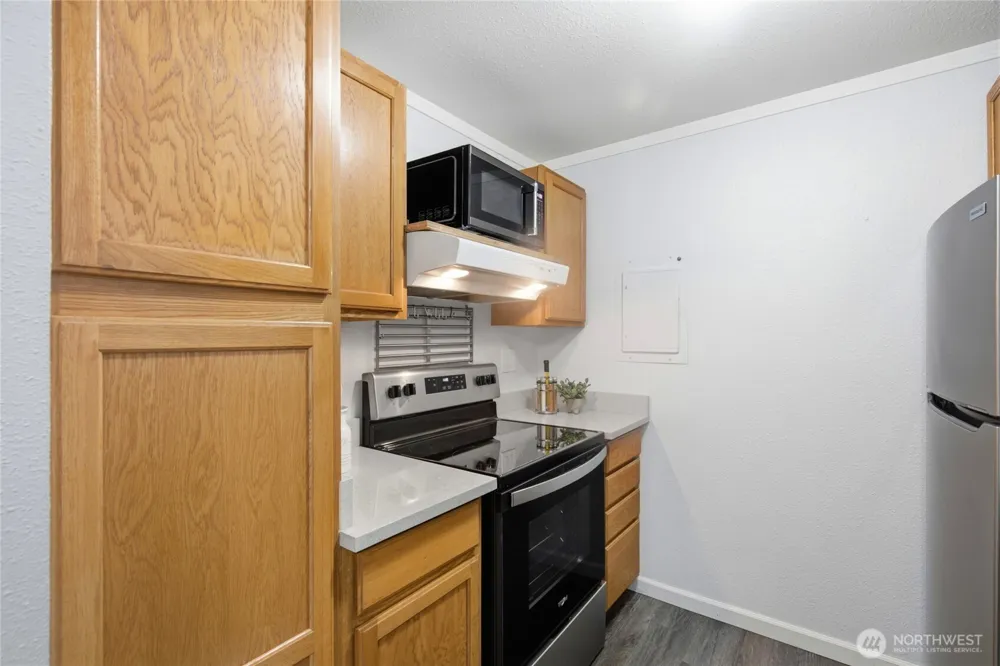 412 S 325th Place #S2 Federal Way, WA 98003