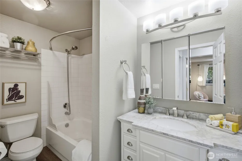 412 S 325th Place #S2 Federal Way, WA 98003