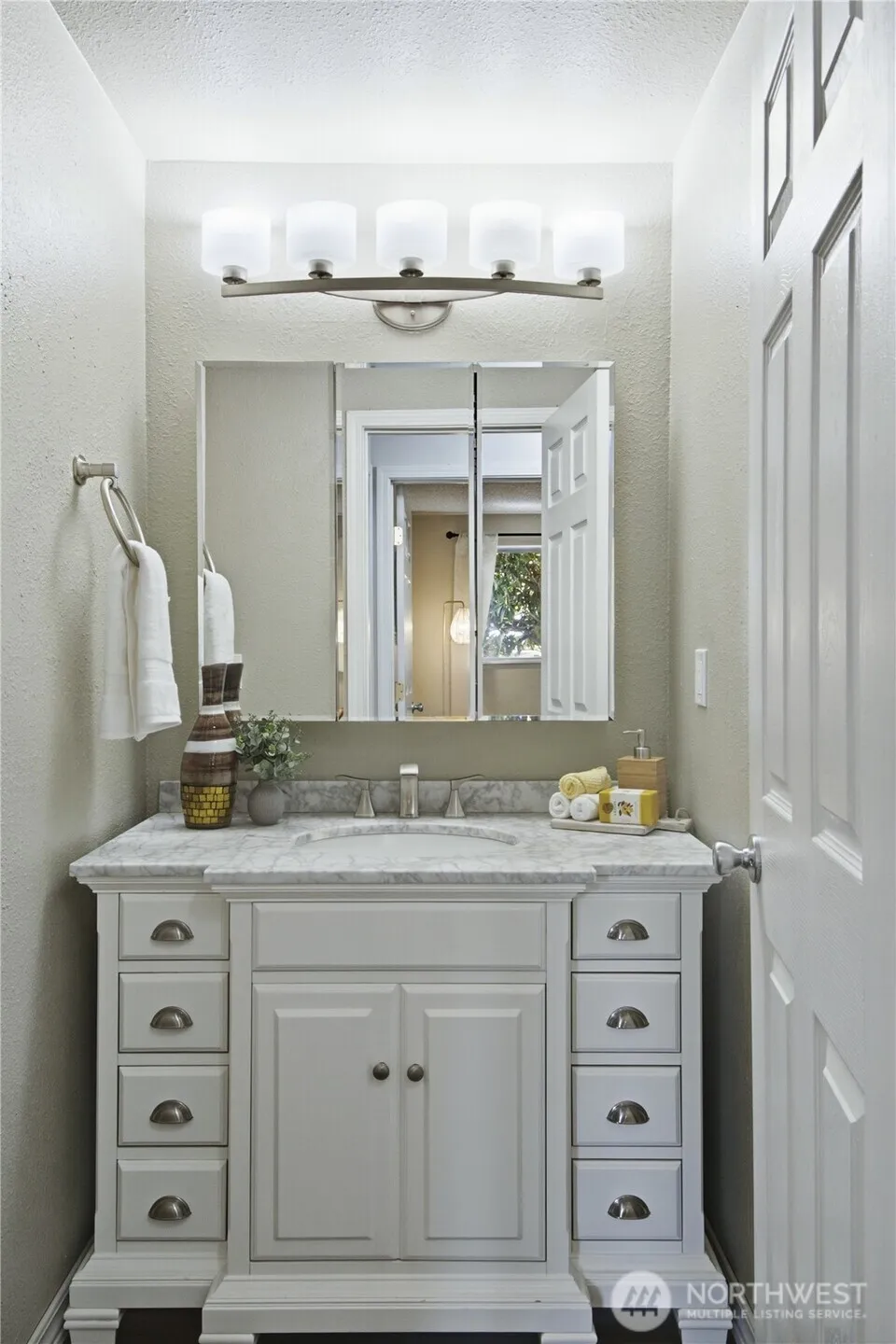 412 S 325th Place #S2 Federal Way, WA 98003