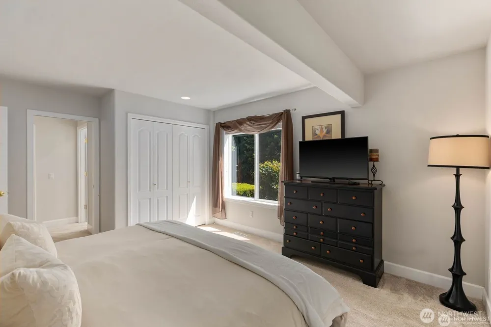 30822 36th Court SW Federal Way, WA 98003