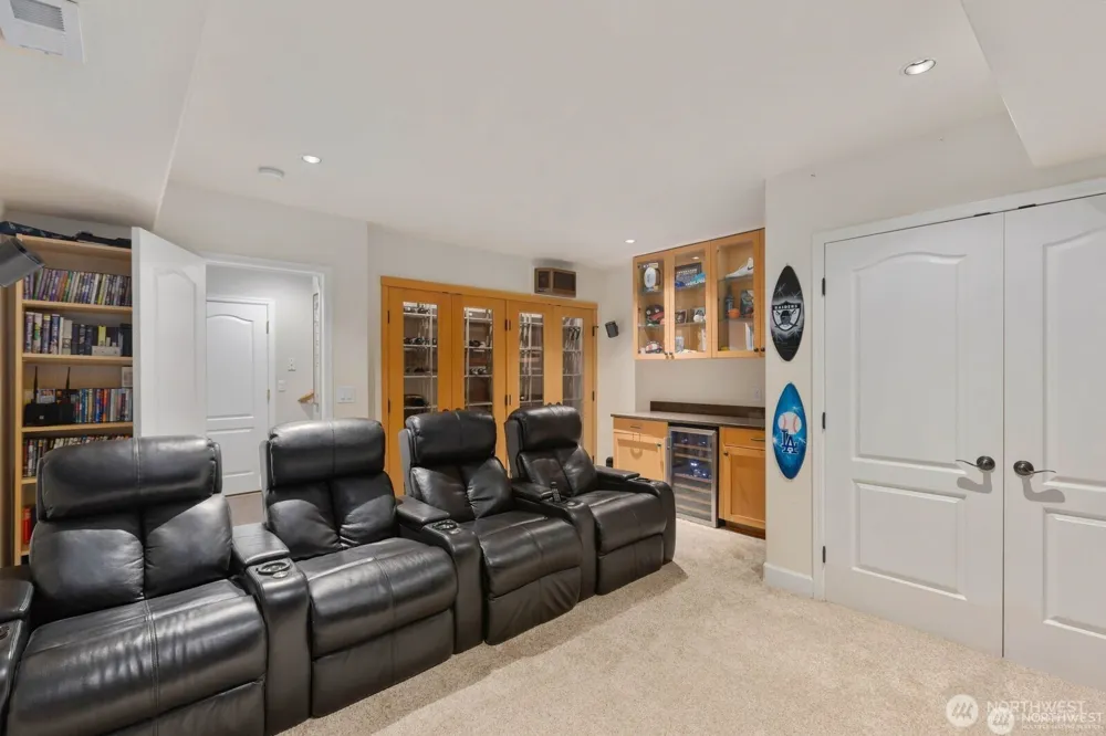 30822 36th Court SW Federal Way, WA 98003