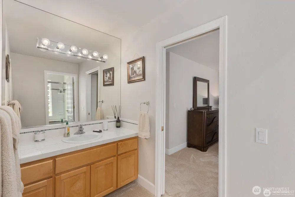 30822 36th Court SW Federal Way, WA 98003
