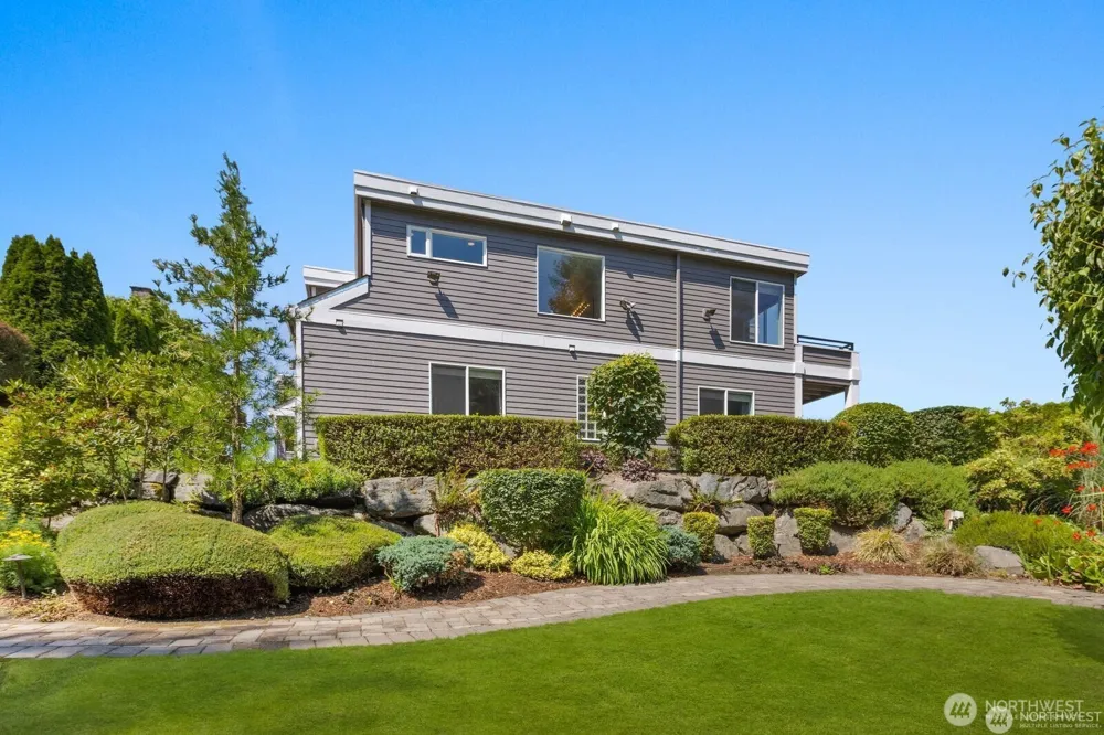 30822 36th Court SW Federal Way, WA 98003