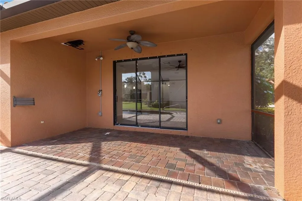 11068 Cherry Laurel Drive E Fort Myers, FL 33912