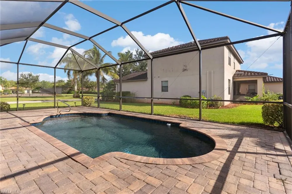 11068 Cherry Laurel Drive E Fort Myers, FL 33912