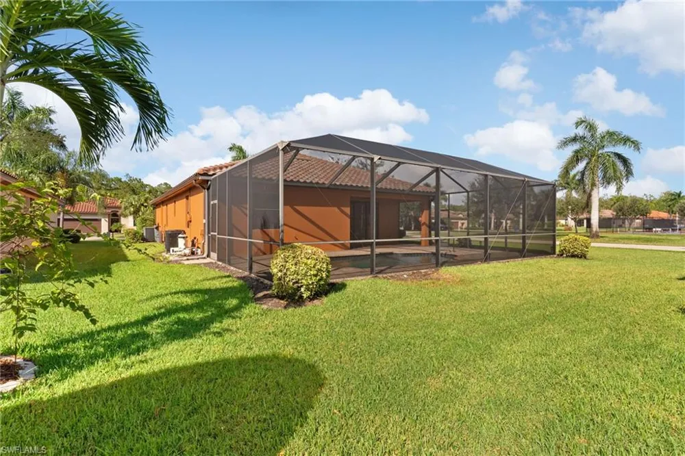 11068 Cherry Laurel Drive E Fort Myers, FL 33912