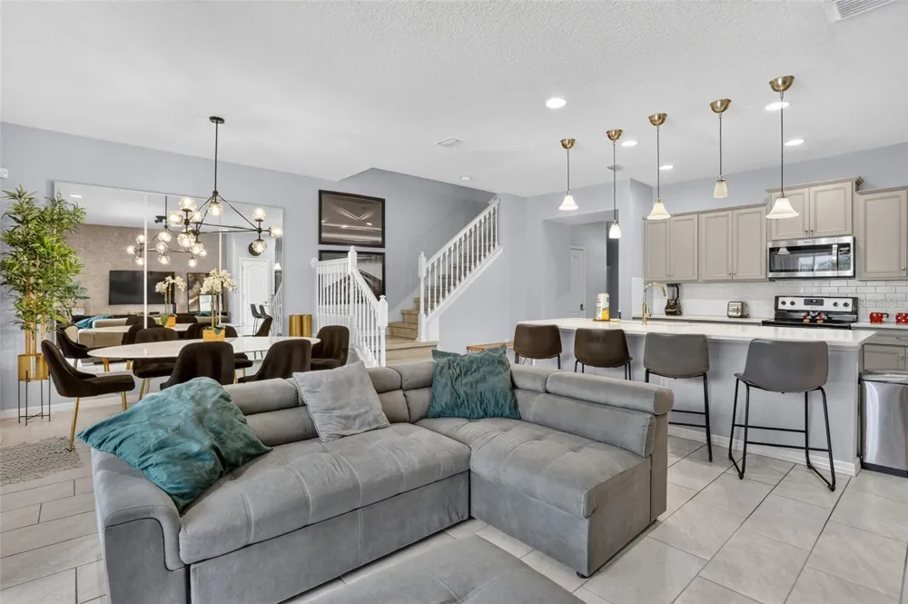 8831 GENEVE COURT Kissimmee, FL 34747