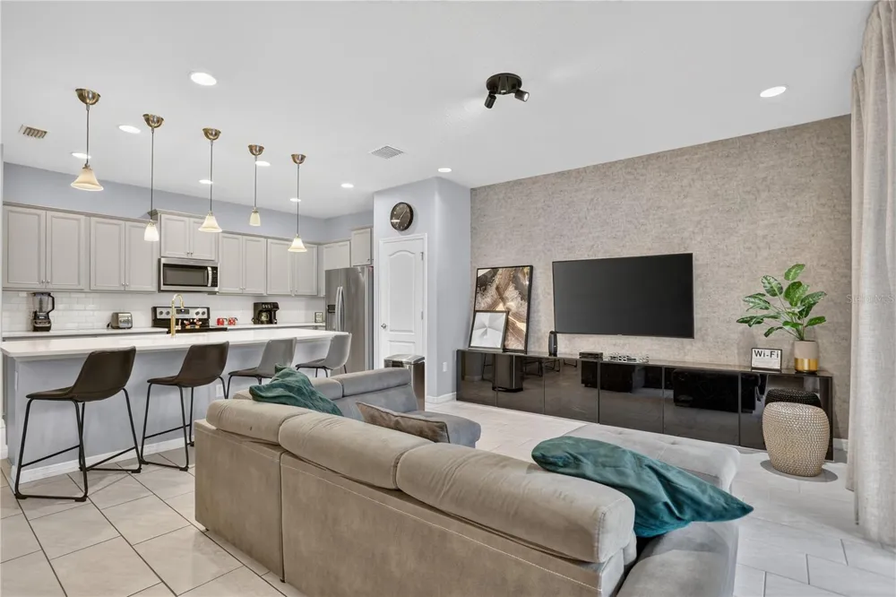 8831 GENEVE COURT Kissimmee, FL 34747