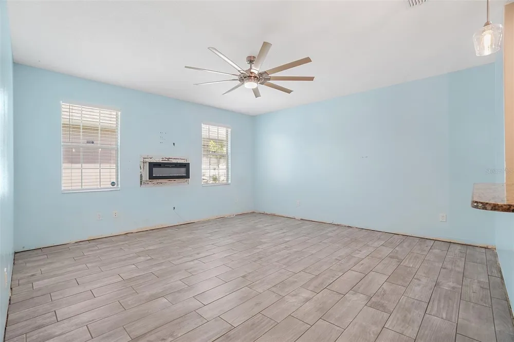 3205 BAYFLOWER AVE St Cloud, FL 34773