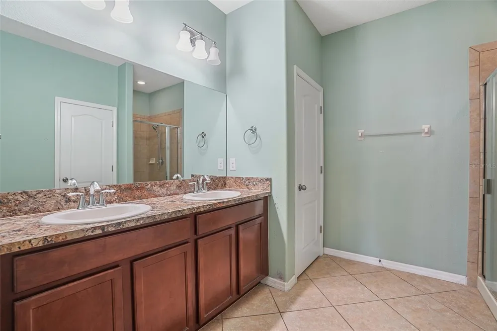 3205 BAYFLOWER AVE St Cloud, FL 34773