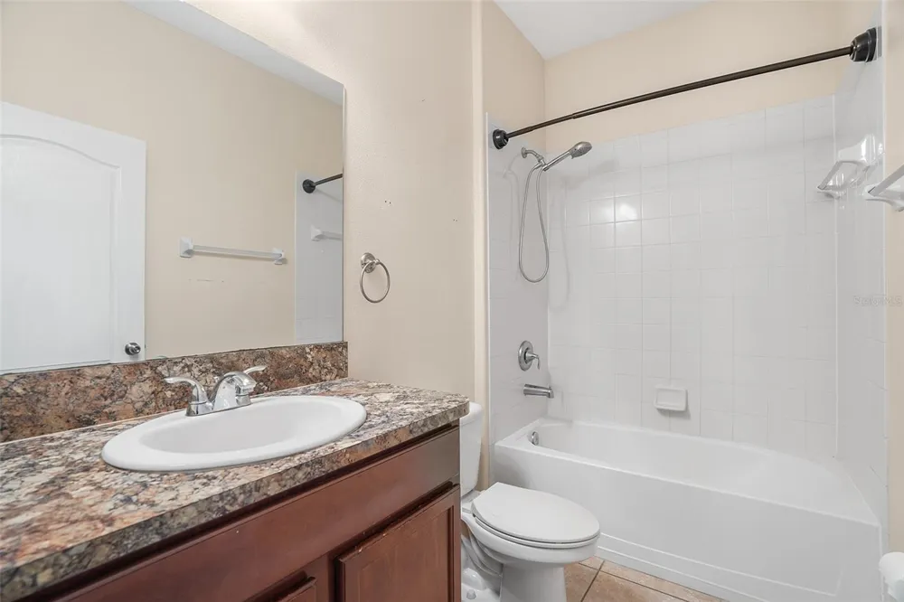 3205 BAYFLOWER AVE St Cloud, FL 34773