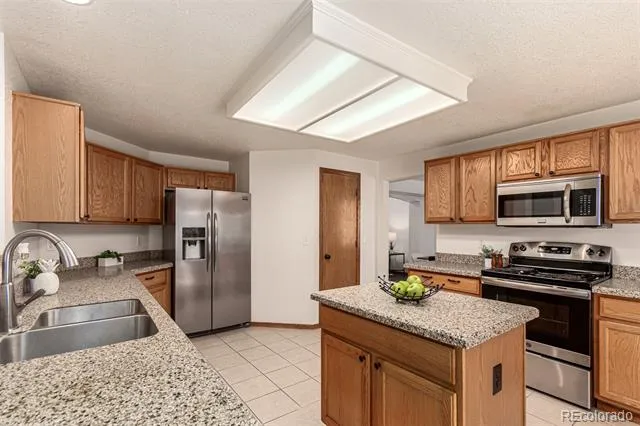 13865 Elm Street Thornton, CO 80602
