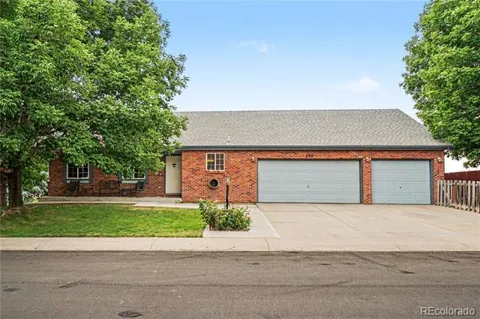 390 E 48th Street