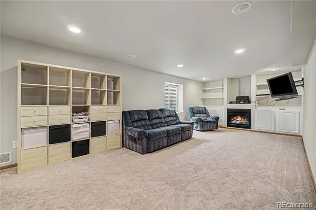 390 E 48th Street Loveland, CO 80538