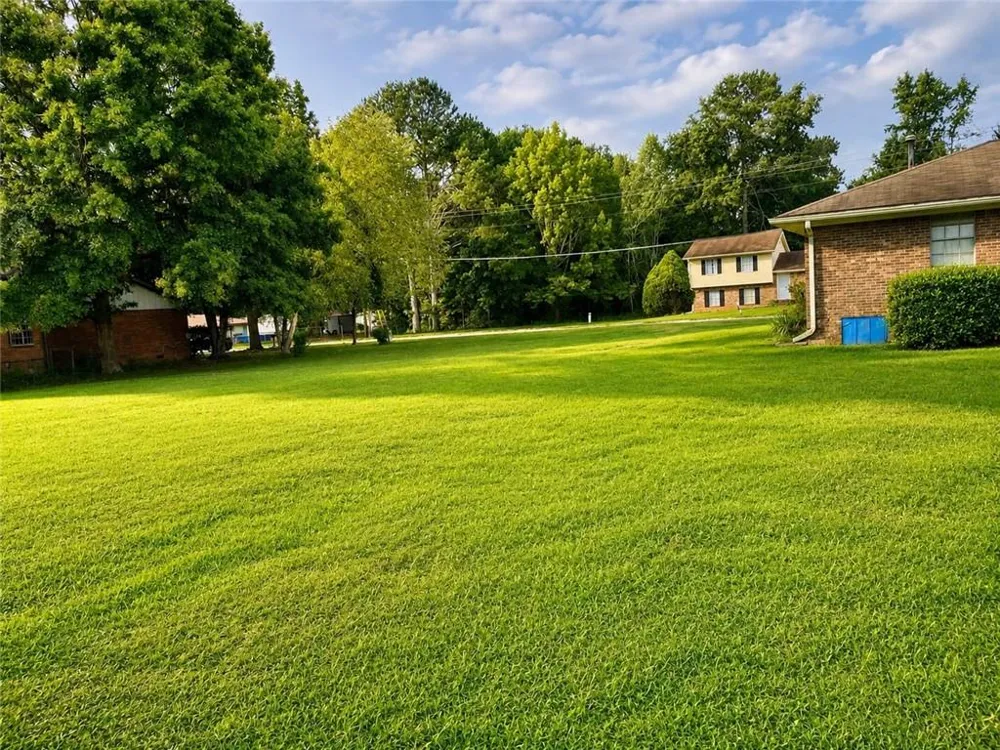 946 Cochise Trail SE Conyers, GA 30094