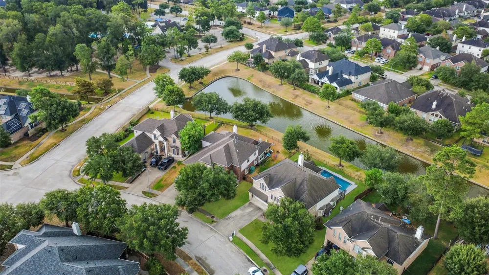 30214 Vinebriar Drive Spring, TX 77386