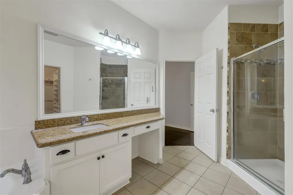 30214 Vinebriar Drive Spring, TX 77386