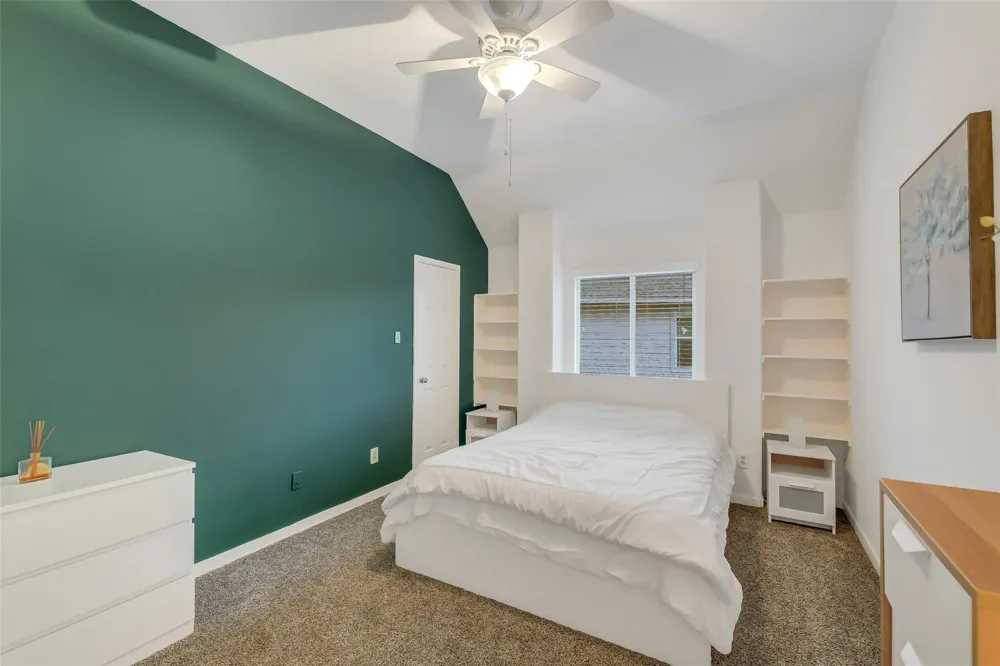 30214 Vinebriar Drive Spring, TX 77386