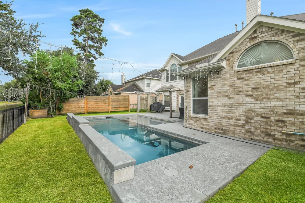 30214 Vinebriar Drive Spring, TX 77386