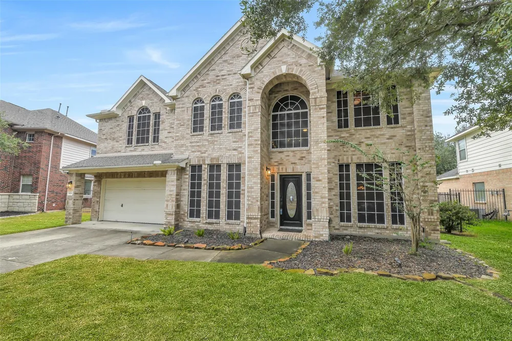 30214 Vinebriar Drive Spring, TX 77386