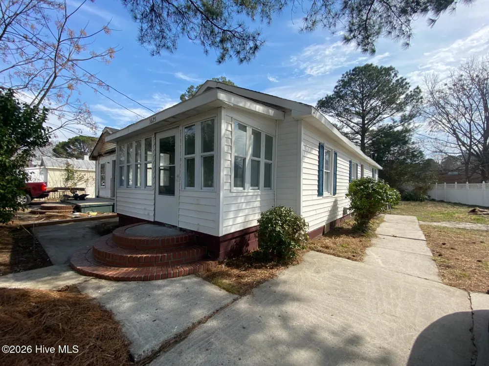 3625 S Walnut Street Farmville, NC 27828
