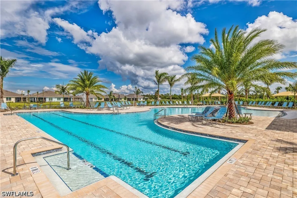 Shade Tree Loop Punta Gorda, FL 33982