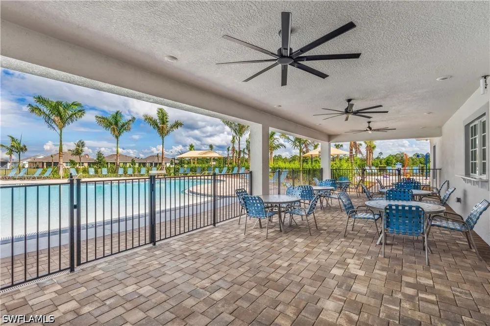 Shade Tree Loop Punta Gorda, FL 33982
