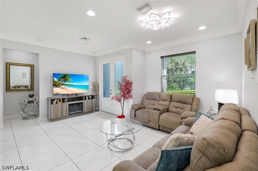 20th Street SE Naples, FL 34117