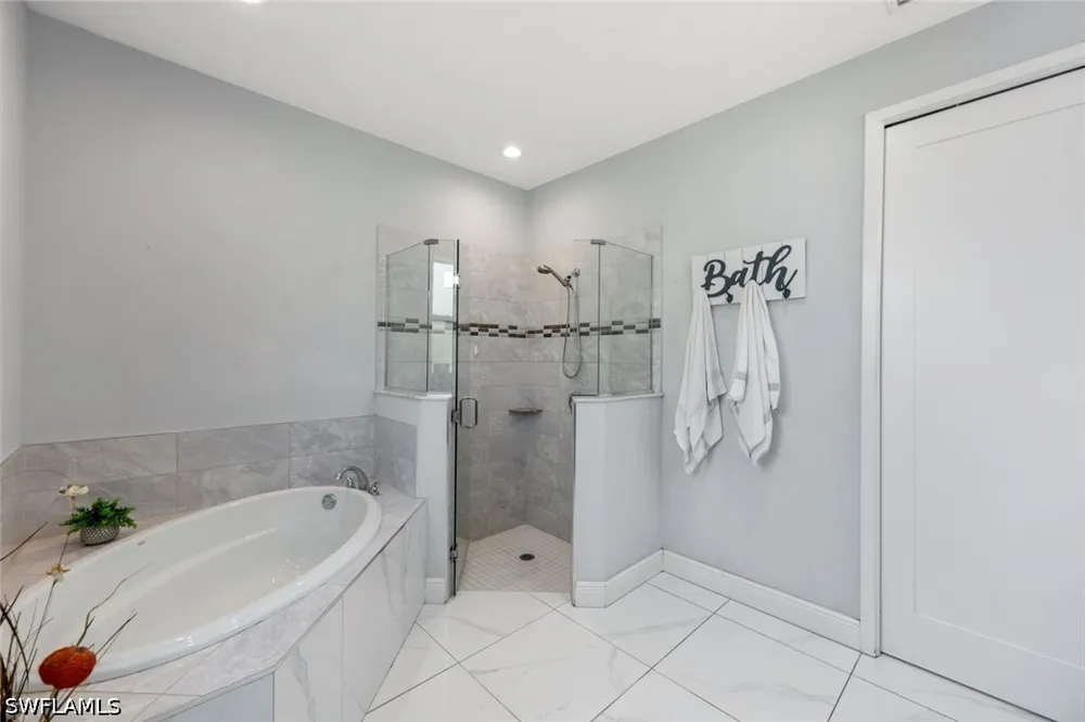 20th Street SE Naples, FL 34117