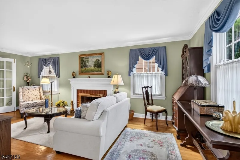 665 Fairfield Way Union, NJ 07083