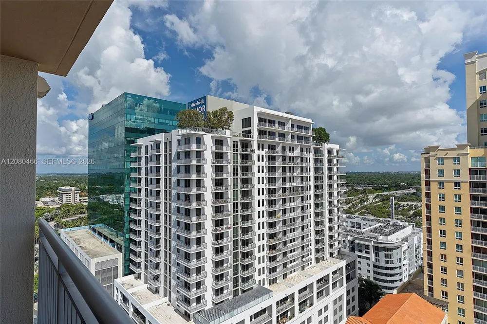 9066 SW 73rd Ct #1809 Miami, FL 33156