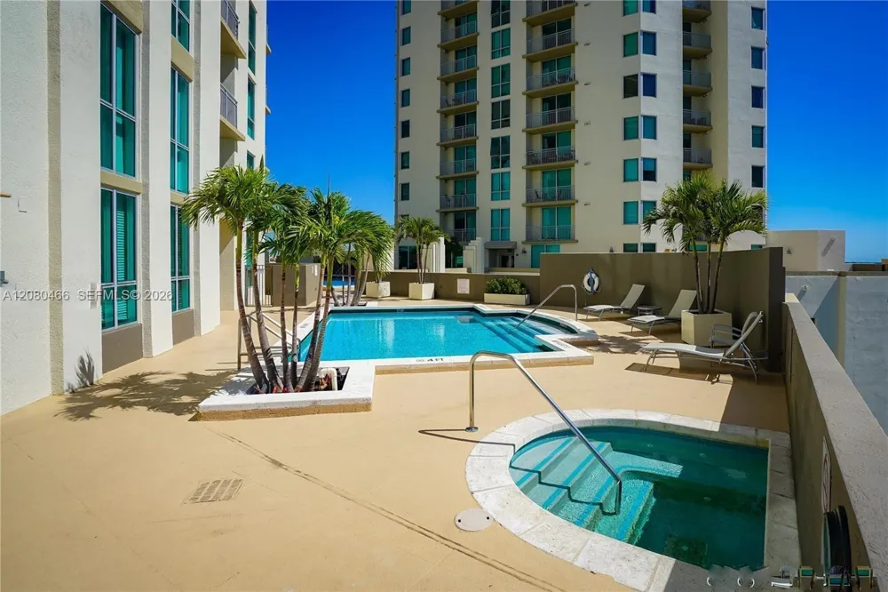 9066 SW 73rd Ct #1809 Miami, FL 33156
