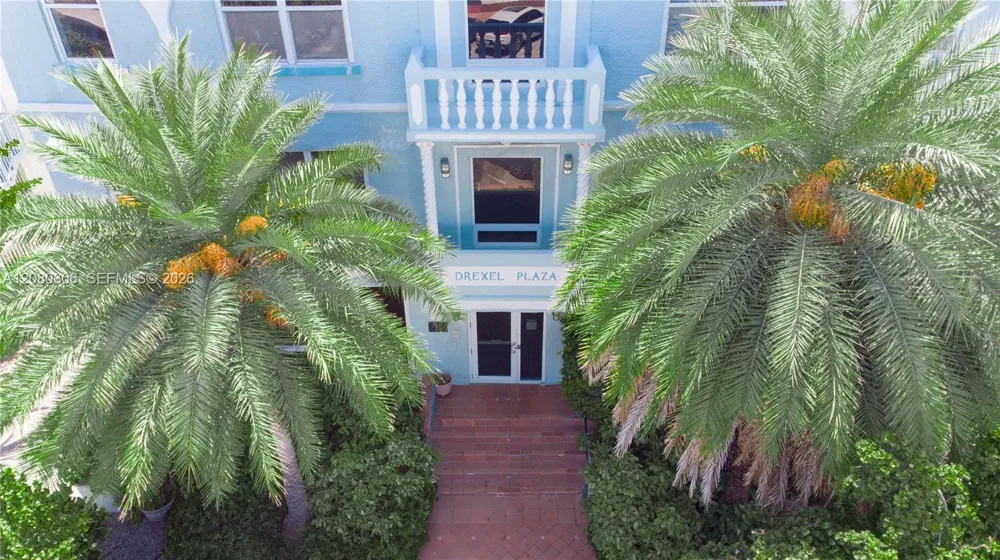 1218 Drexel Ave #204 Miami Beach, FL 33139