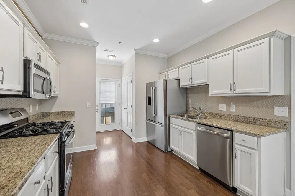 1040 Charlie Daniels Pkwy #184 Mount Juliet, TN 37122