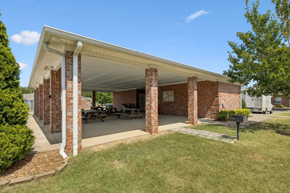 1040 Charlie Daniels Pkwy #184 Mount Juliet, TN 37122