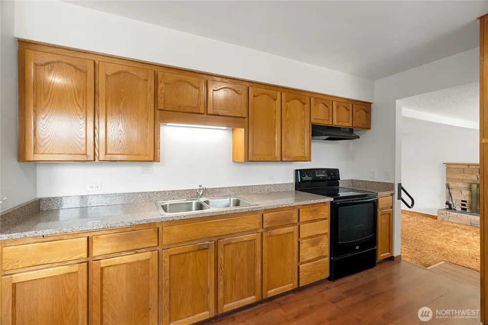 1206 E Park Avenue Montesano, WA 98563