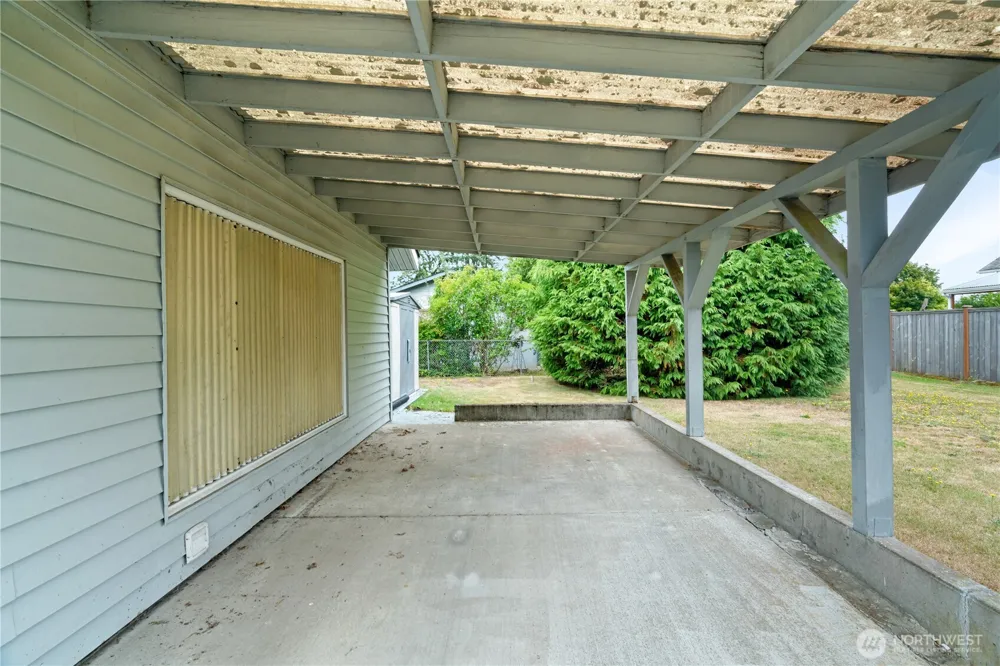 1206 E Park Avenue Montesano, WA 98563