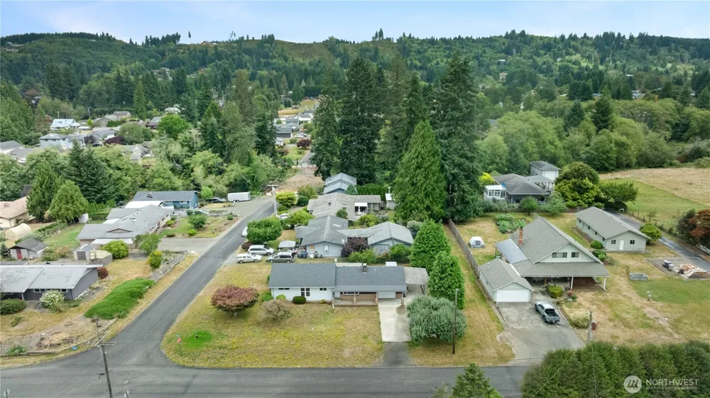 1206 E Park Avenue Montesano, WA 98563