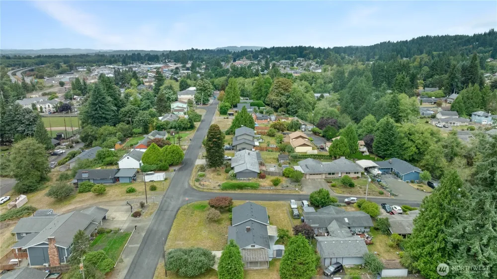 1206 E Park Avenue Montesano, WA 98563