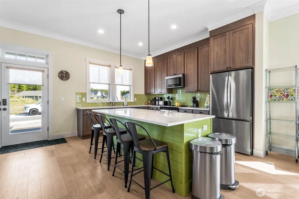 36 Easthaven Street Pacific Beach, WA 98571