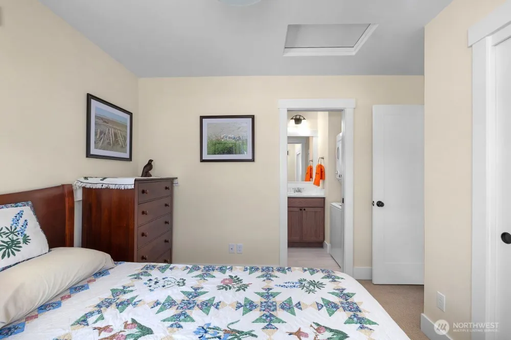 36 Easthaven Street Pacific Beach, WA 98571