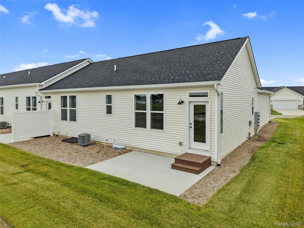 2242 Gilder Drive Marion Township, MI 48843