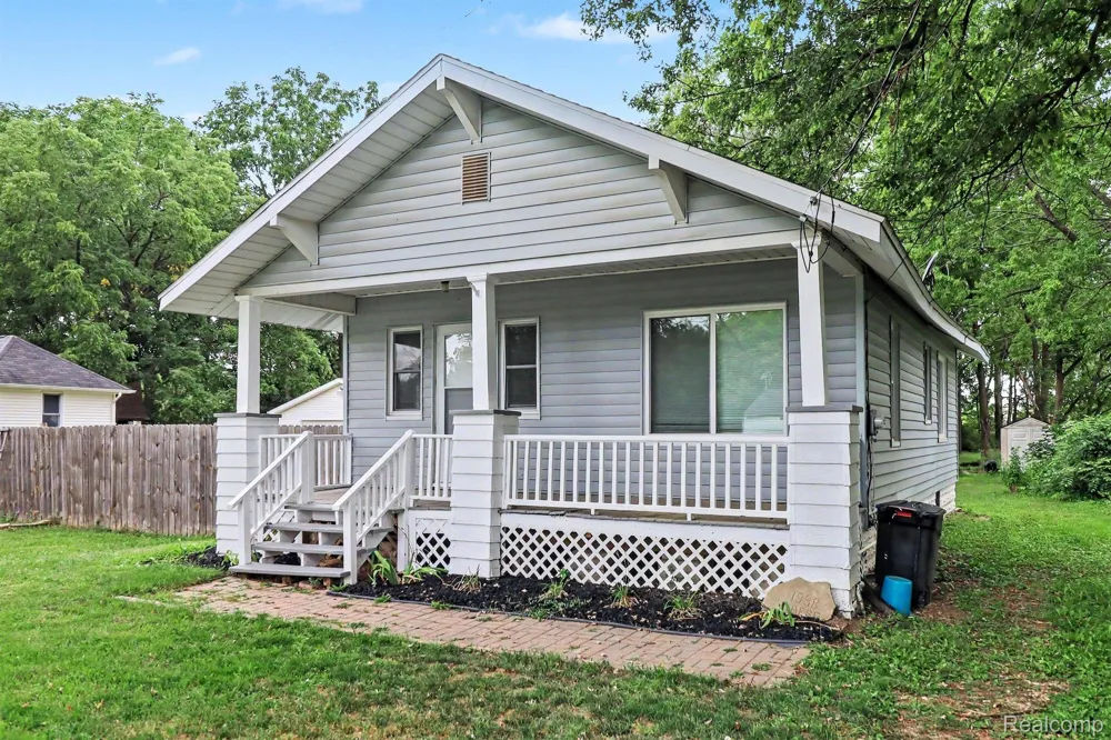 2200 S Term Street Burton City, MI 48519