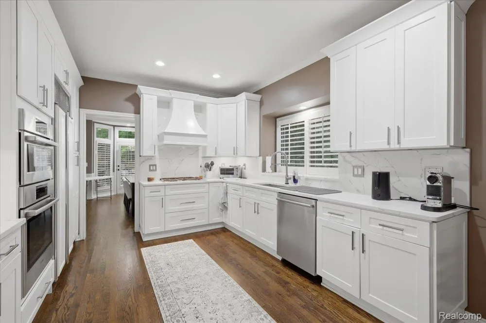 160 Kirkwood Court Bloomfield Hills City, MI 48304